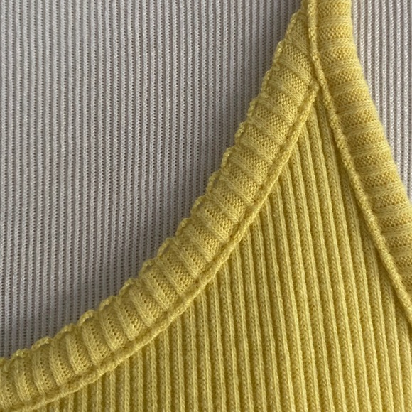 Yellow ribbed tank! 💛 - Picture 4 of 5